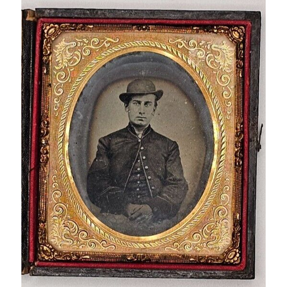 1/6th Tintype Of A Man In Union Uniform Wearing A Derby Hat In A Union Case - Picture 1 of 10